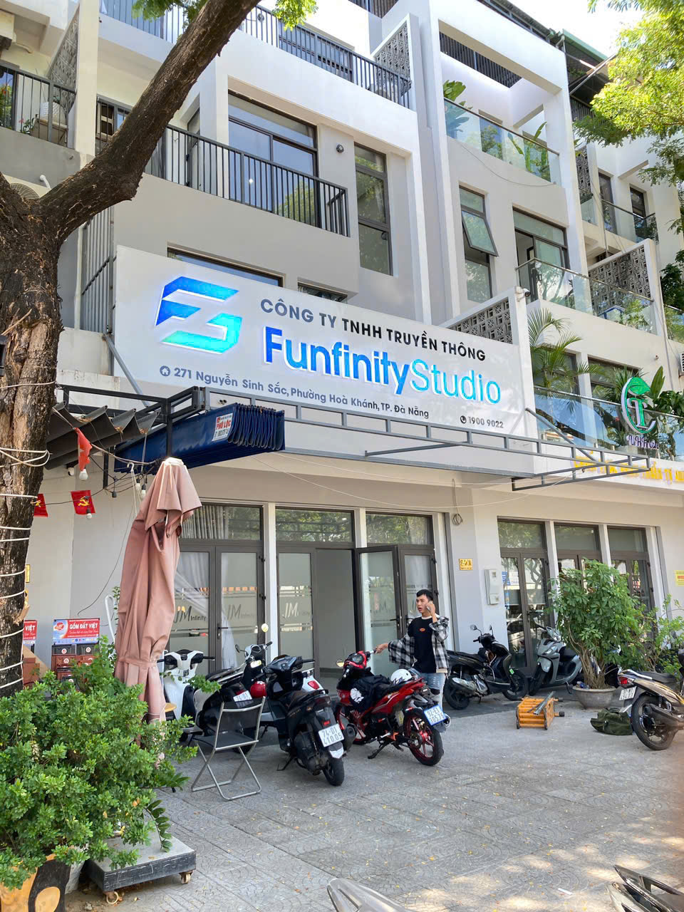 Làm bảng hiệu quảng cáo tại Đà Nẵng: kinh nghiệm từ A-Z